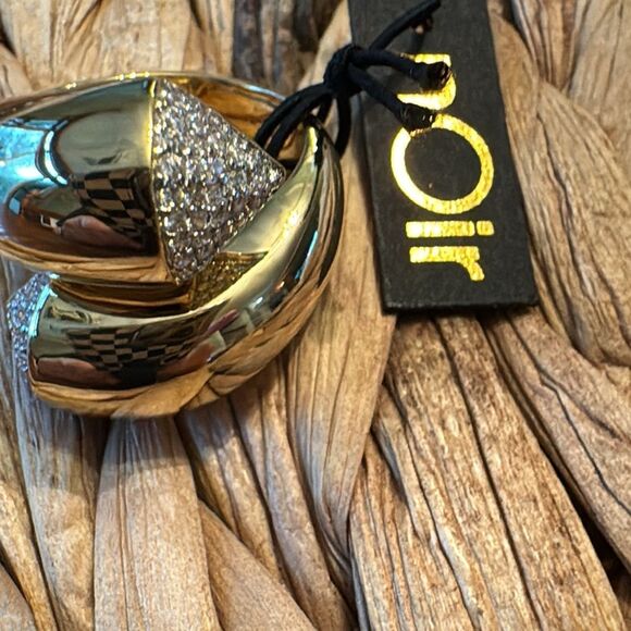 nOIr jewelry collection twisted pyramid ring New with tags - Picture 7 of 12